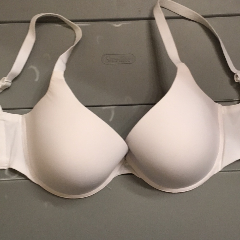 30FF Wonderbra White Bra push-up padding racerback